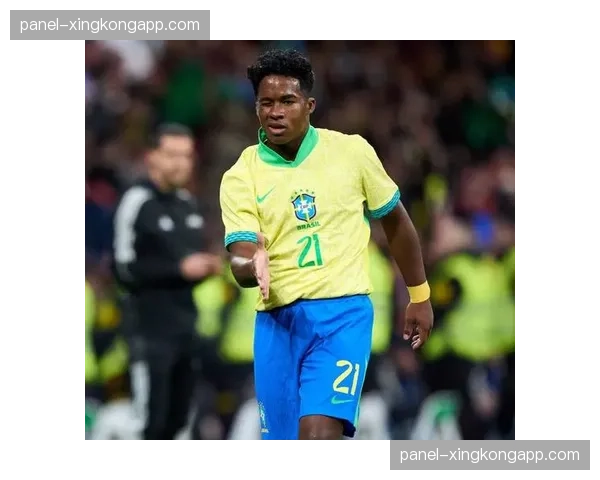 恩德里克当选法甲月度最佳球员：巴西新星在法国的首个荣誉