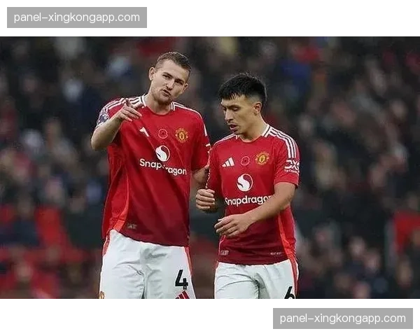伤病更新：曼联确认利桑德罗·马丁内斯将缺席四周